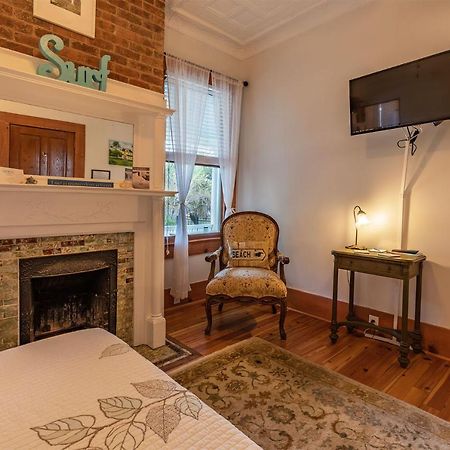 Surf Song Bed & Breakfast 티베아일랜드 외부 사진