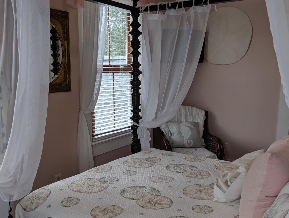 Surf Song Bed & Breakfast 티베아일랜드 외부 사진