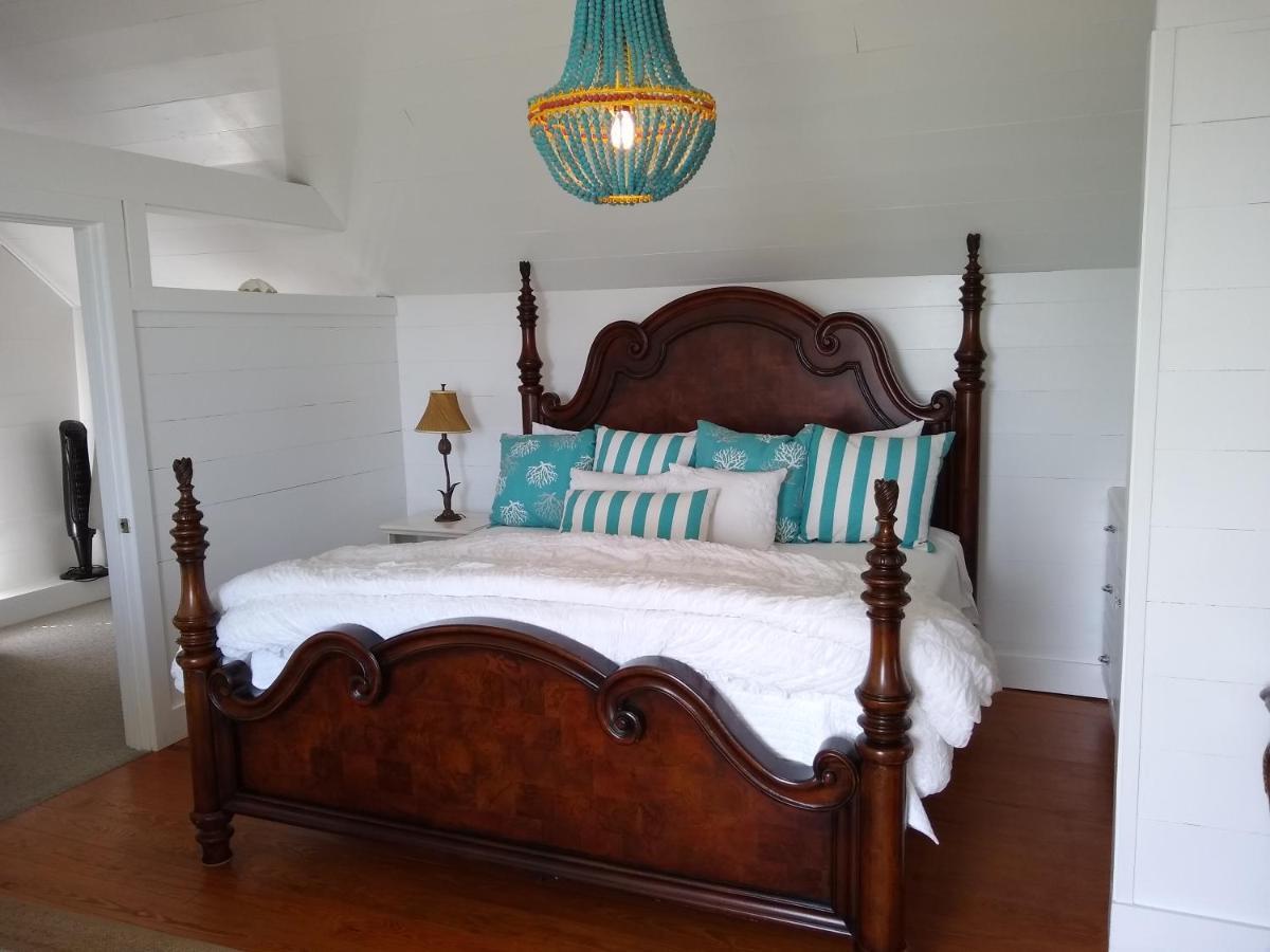 Surf Song Bed & Breakfast 티베아일랜드 외부 사진